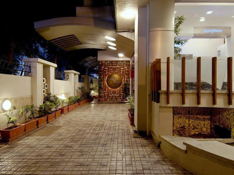 Hotel Planet Residency Bombaj Exteriér fotografie